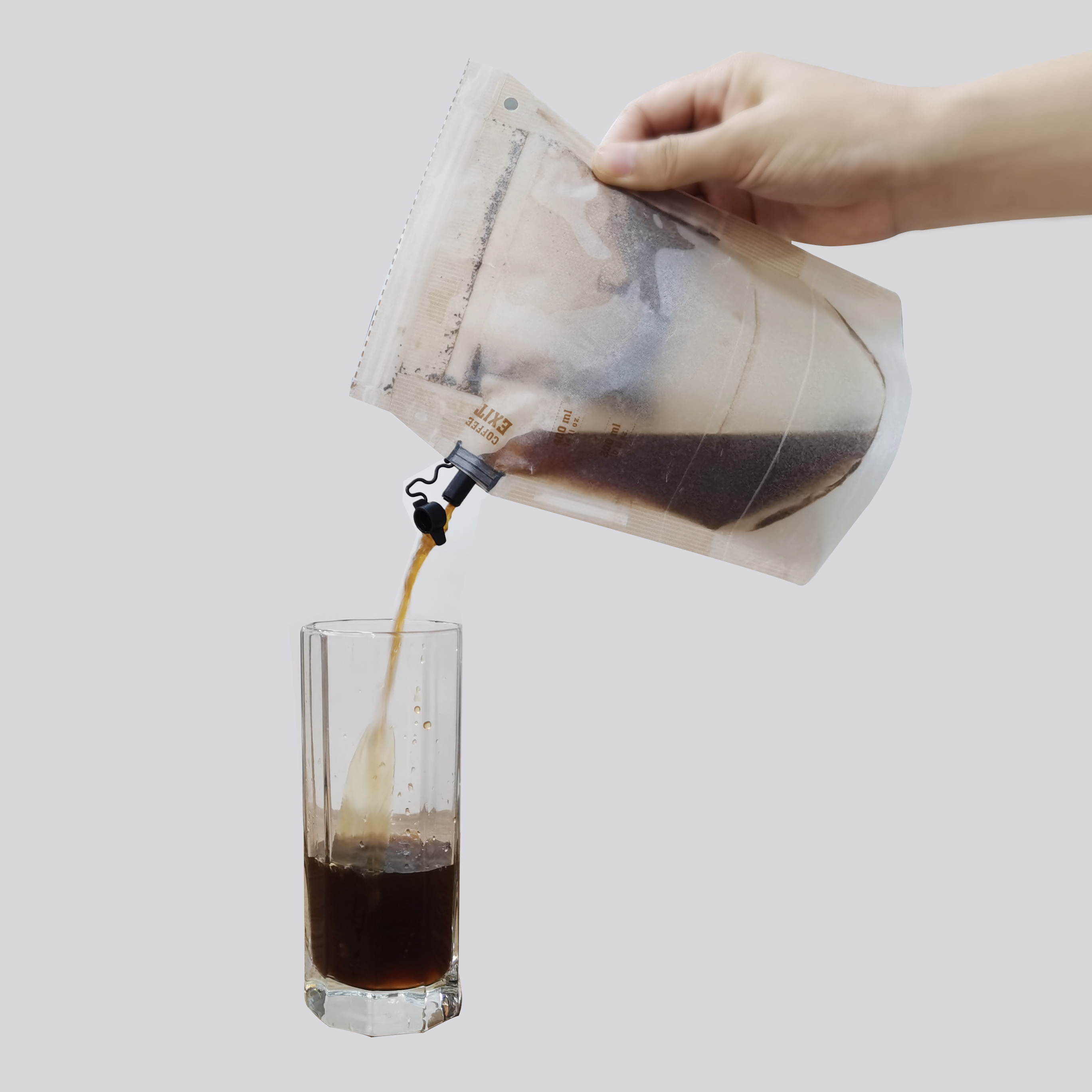 Wiederverwendbarer Filterbeutel für Kaffee- und Teeblätter mit Ausguss